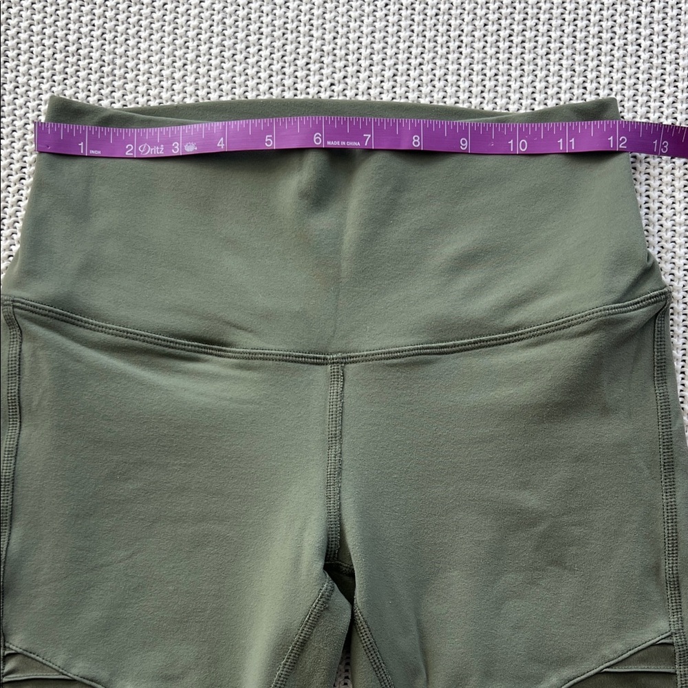 ALO Yoga Sage Green Women's Leggings - Picture 9 of 12